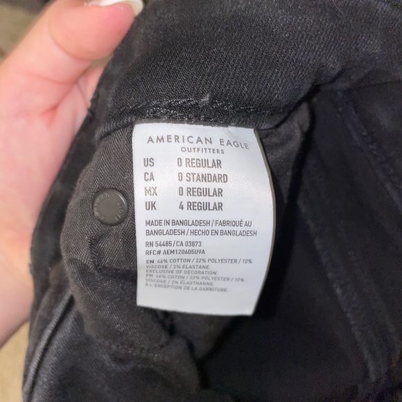 American Eagle Jeans - Picture 5 of 9